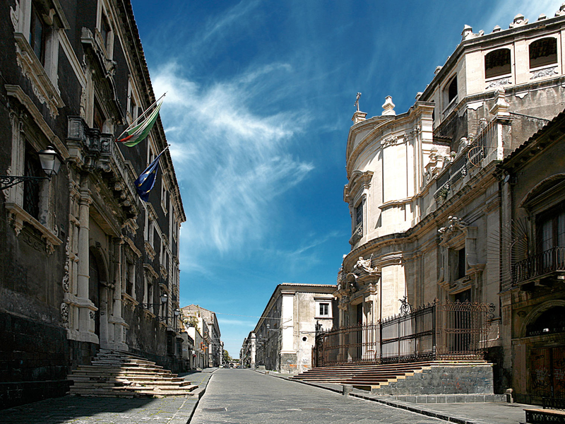 Via dei Crociferi